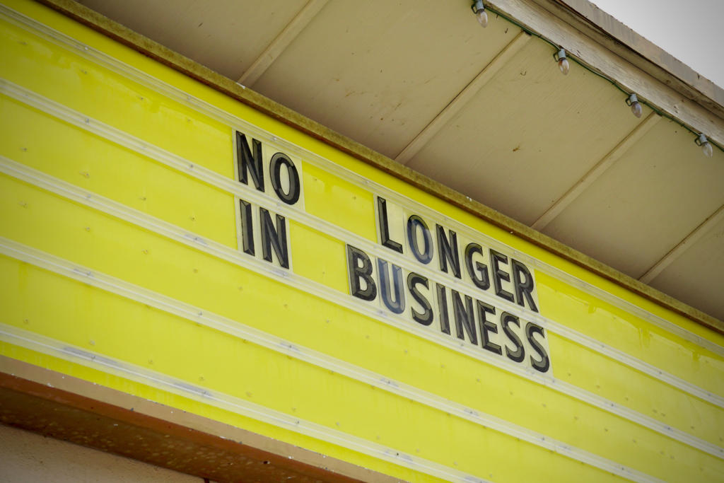 business sign - no longer in business