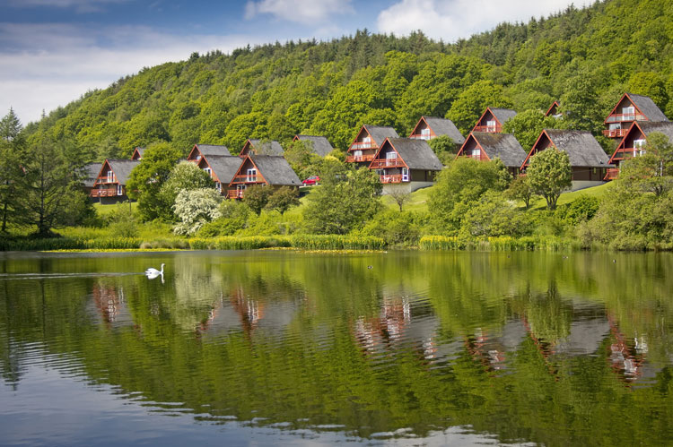 one night holiday accommodation by a lake