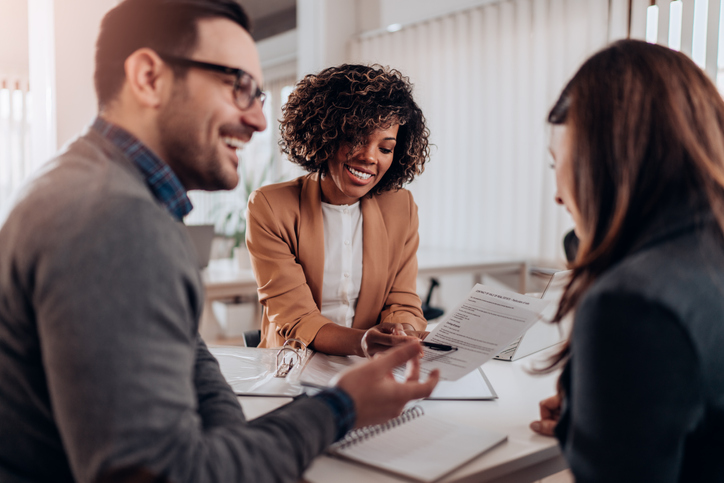 employees discussing shareholders agreement vs articles of association