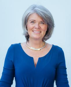 A portrait photograph of Debbie Harris